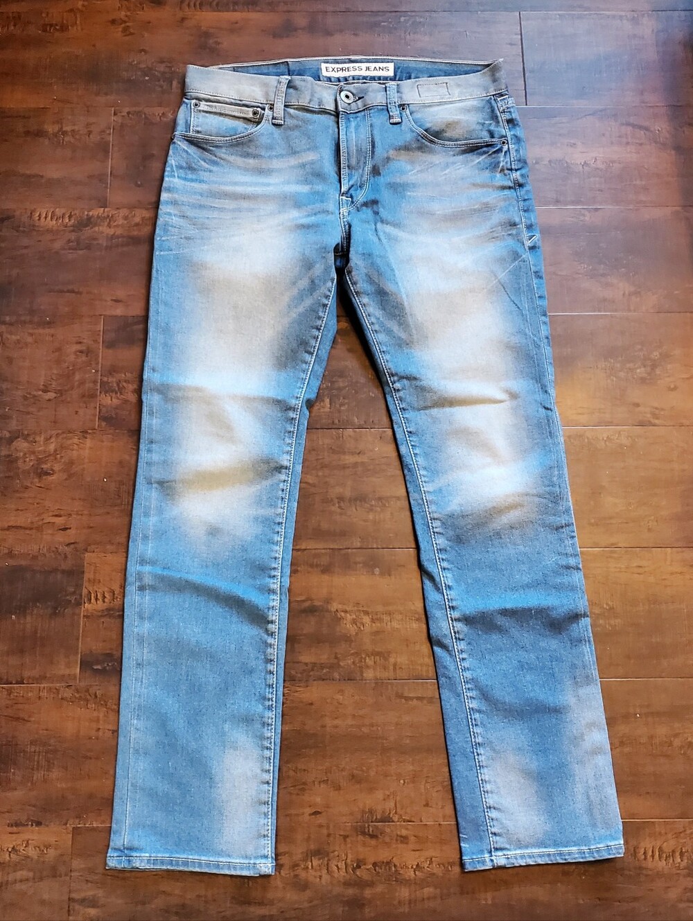 Express Men’s Rocco Slim Fit Skinny Light Blue Jeans 30 X 30  Skinny Leg